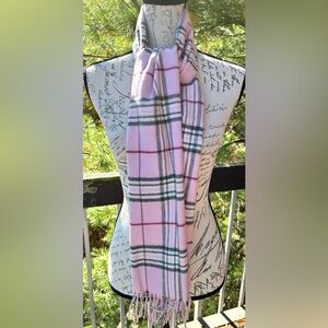 FRAAS “Cashmink” - Stylish Cashmere-feel Plaid Scarf
New with Fraas Packaging